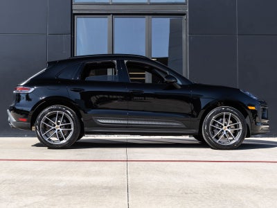 2026 Porsche Macan Macan