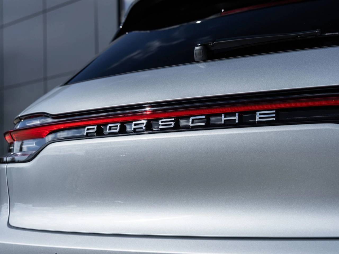 2026 Porsche Macan Macan