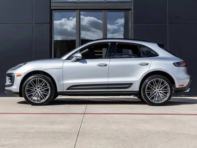 2026 Porsche Macan Macan