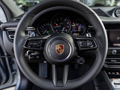 2026 Porsche Macan Macan