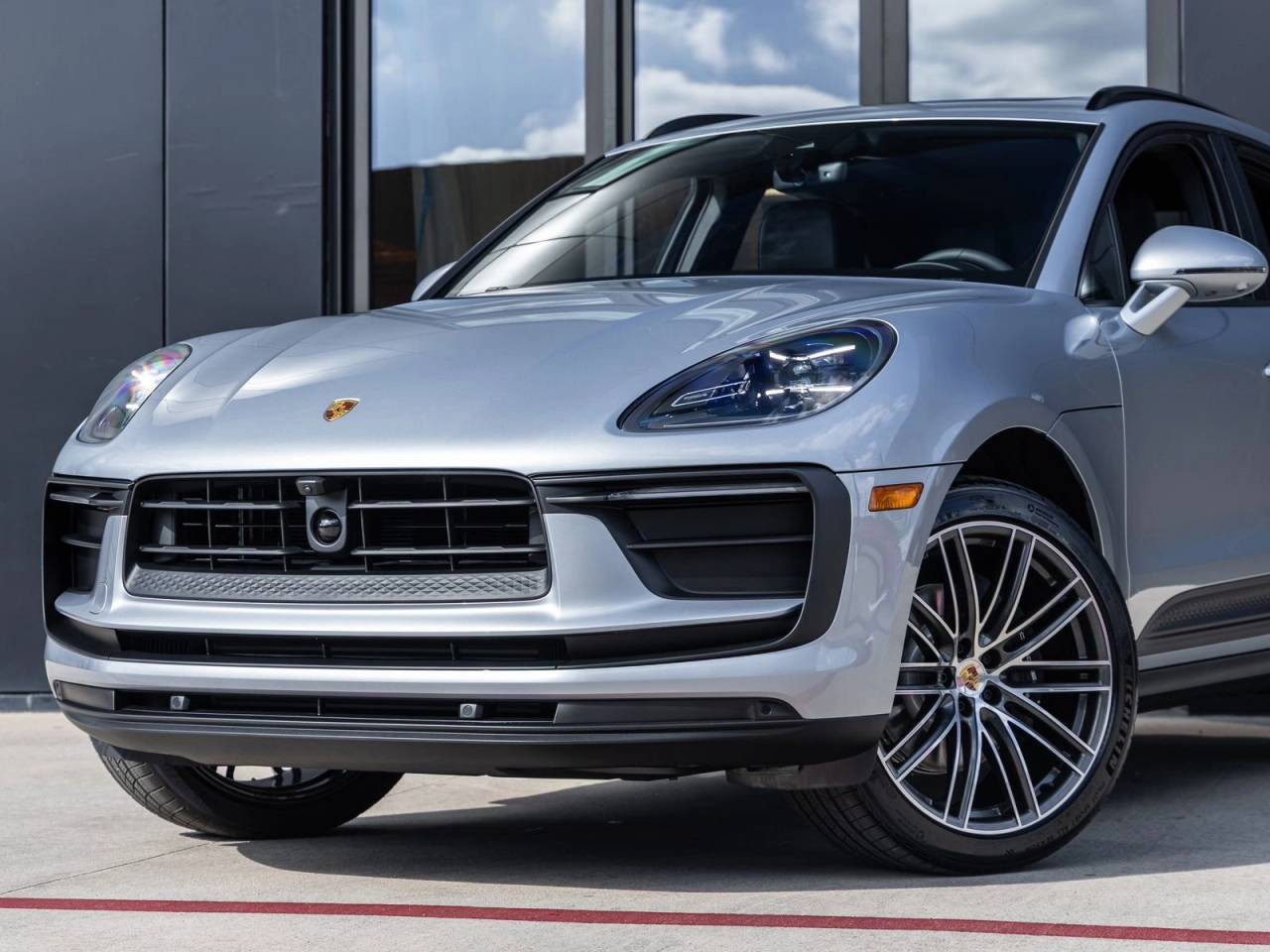 2026 Porsche Macan Macan