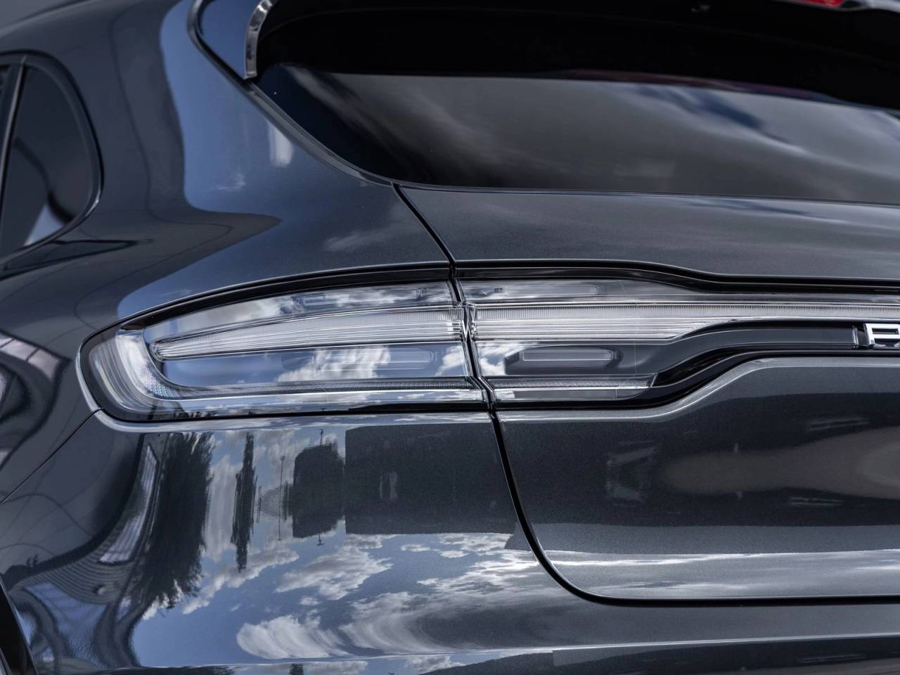 2026 Porsche Macan Macan