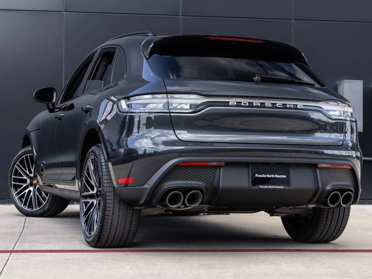 2026 Porsche Macan Macan