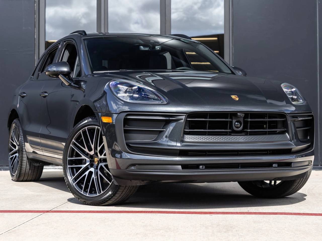 2026 Porsche Macan Macan