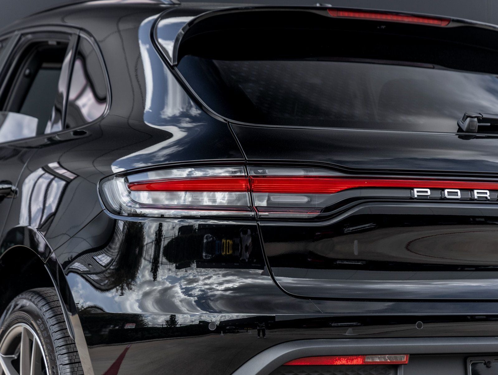 2026 Porsche Macan Macan