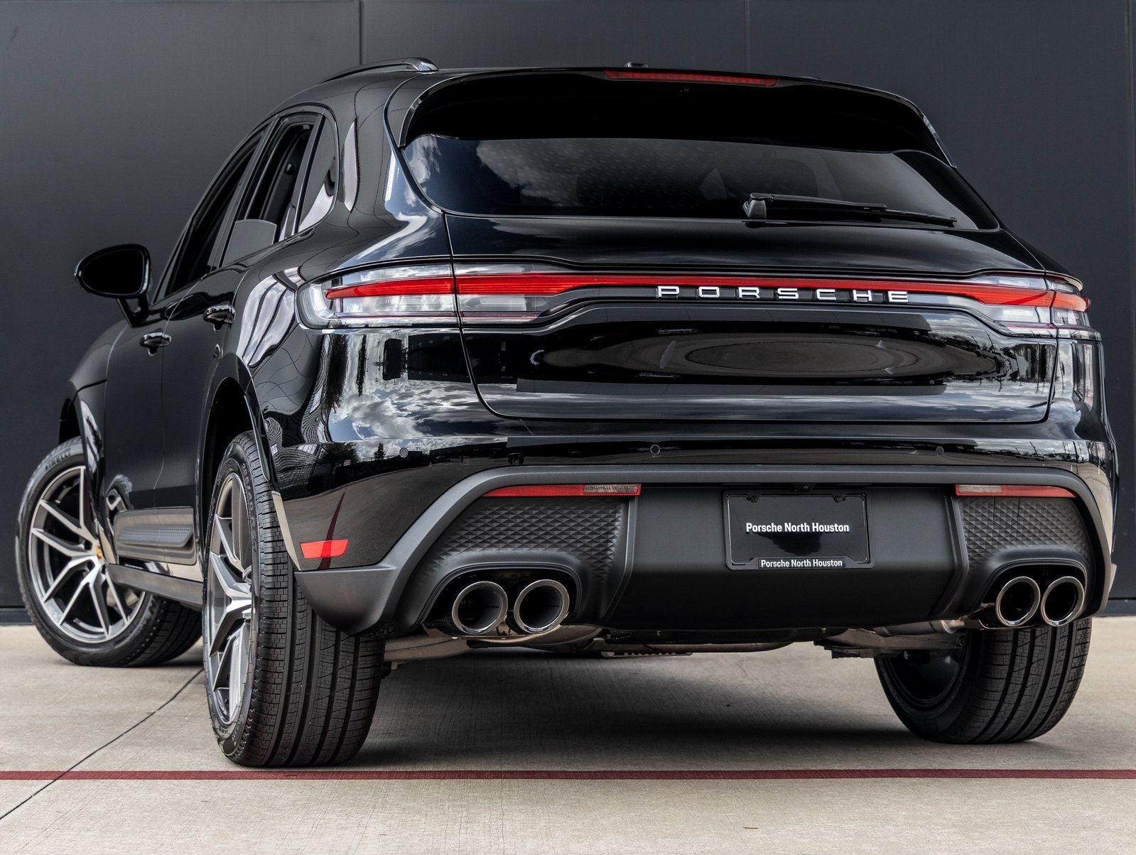 2026 Porsche Macan Macan
