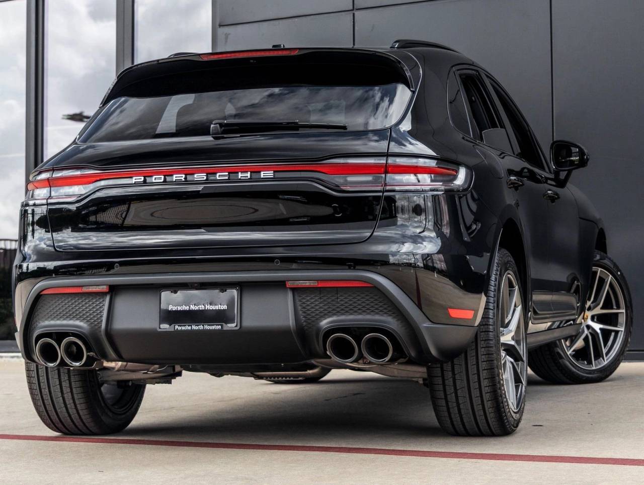 2026 Porsche Macan Macan