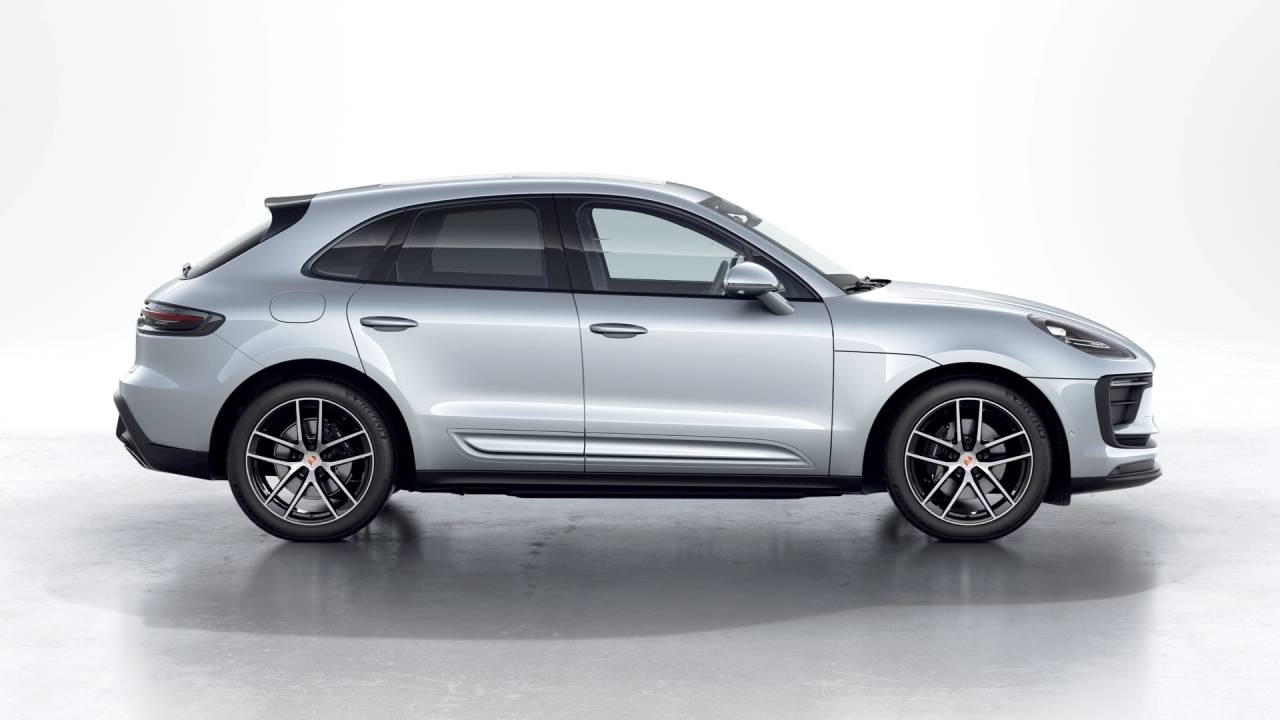 2026 Porsche Macan AWD