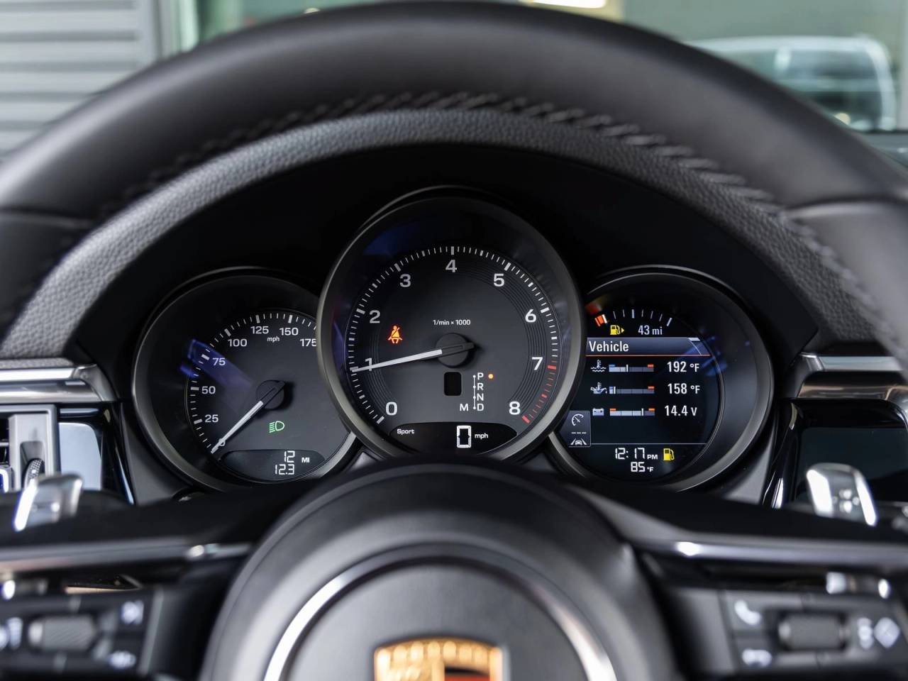 2026 Porsche Macan Base