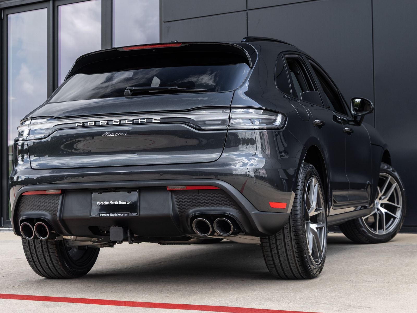 2026 Porsche Macan Macan