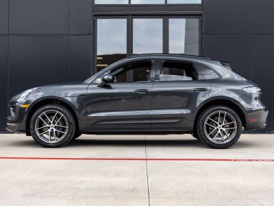2026 Porsche Macan Macan