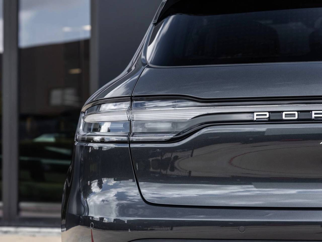 2026 Porsche Macan Macan