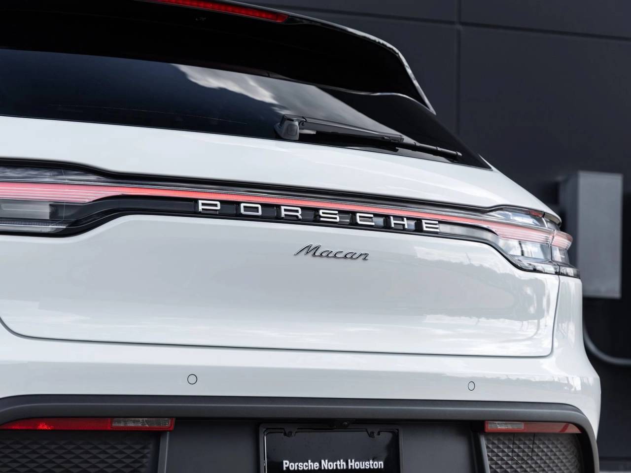 2026 Porsche Macan Macan