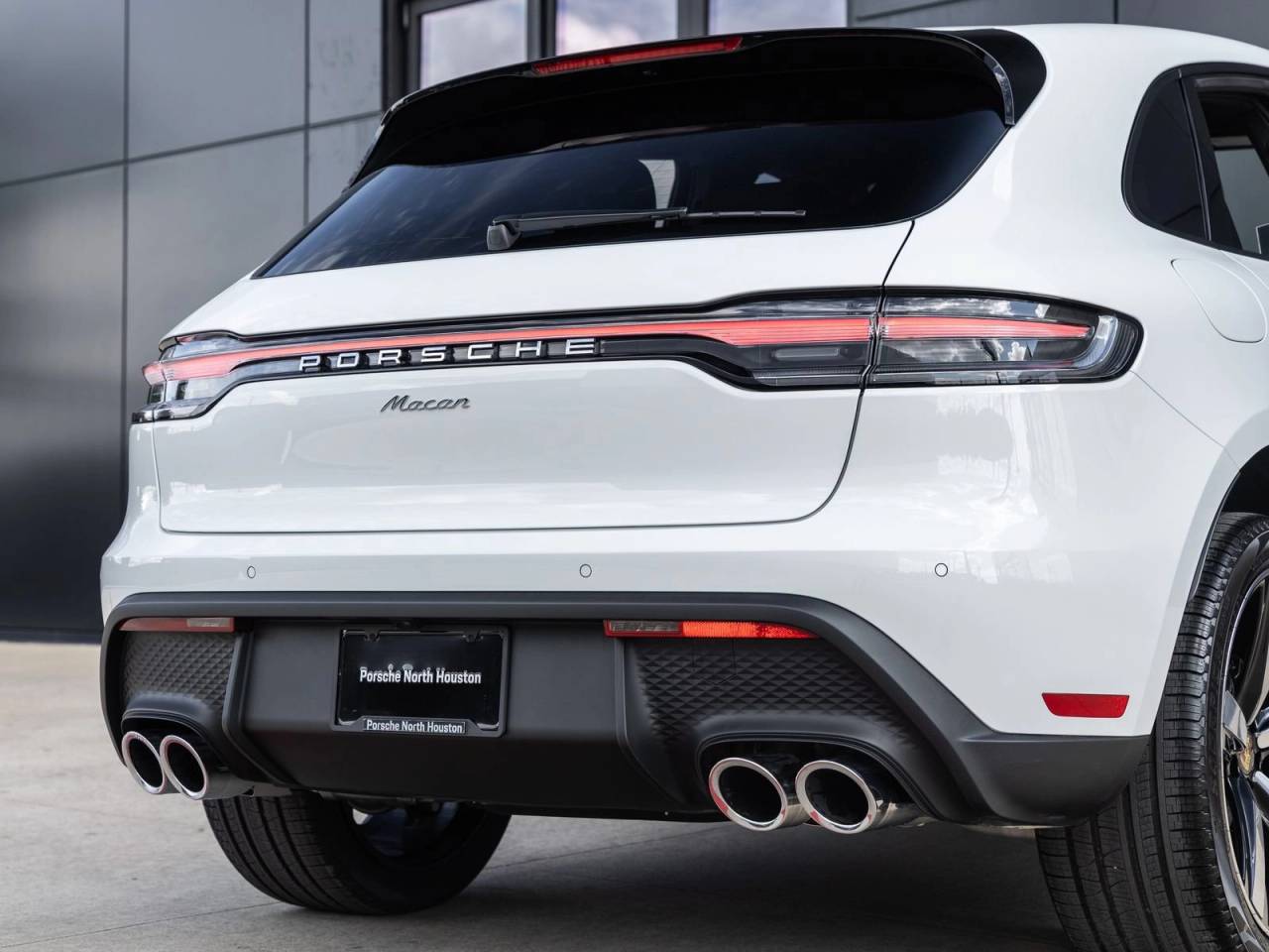2026 Porsche Macan Macan