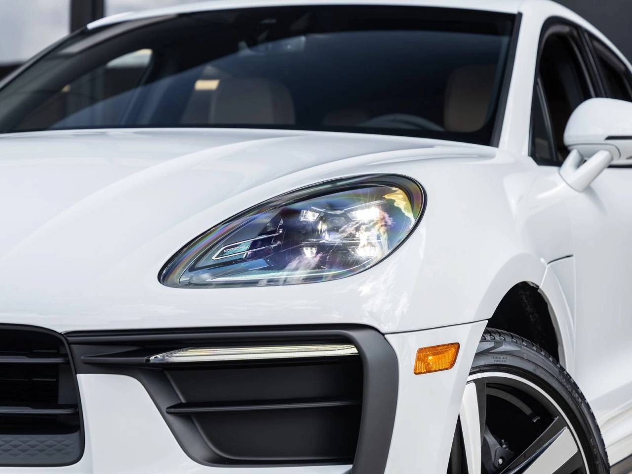 2026 Porsche Macan Macan
