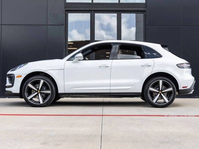 2026 Porsche Macan Macan