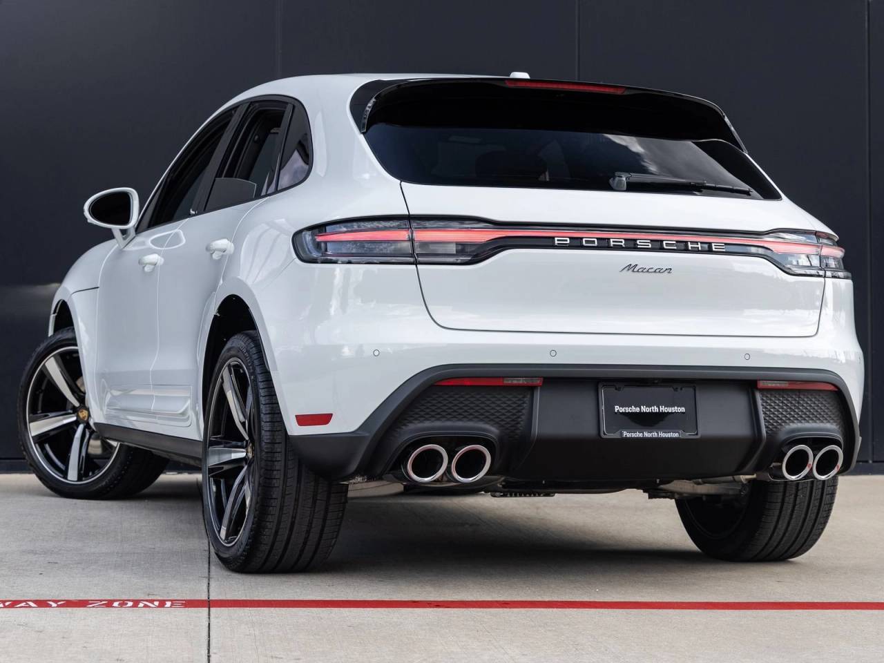 2026 Porsche Macan Macan