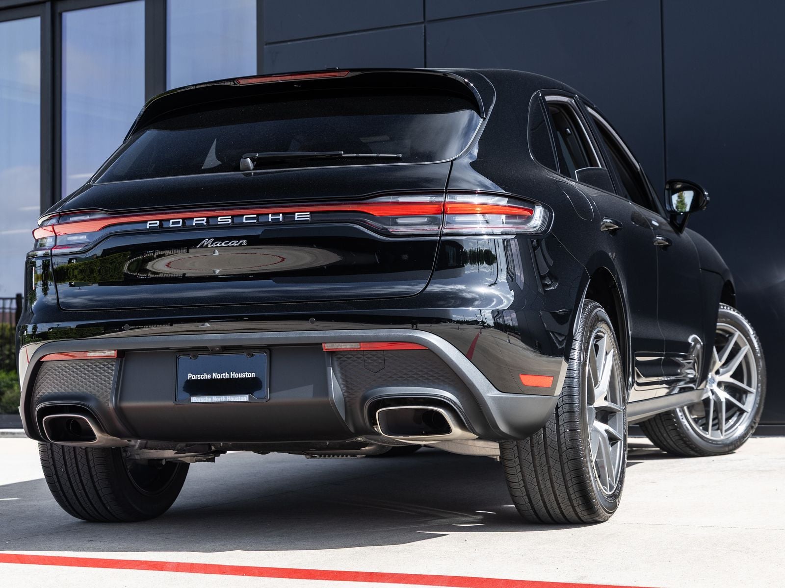 2026 Porsche Macan Macan