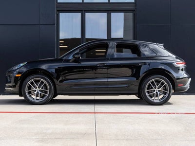 2026 Porsche Macan Macan
