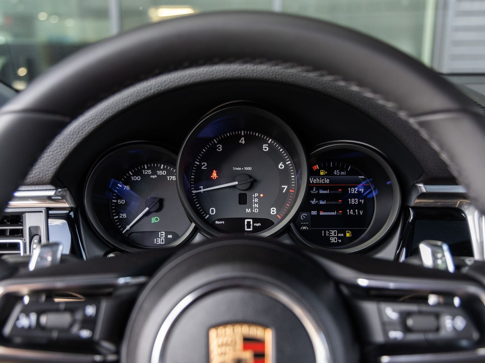 2026 Porsche Macan Base