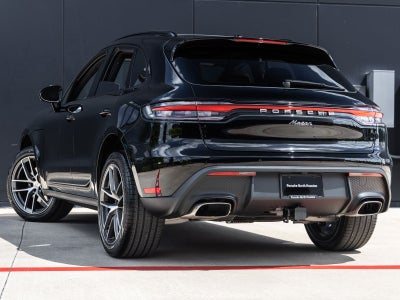 2026 Porsche Macan Base