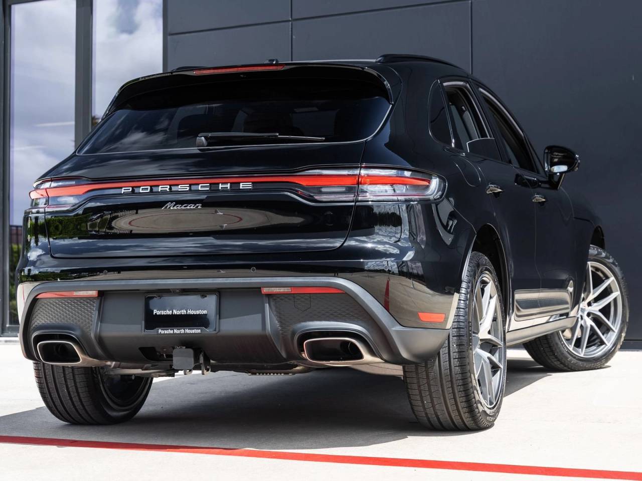 2026 Porsche Macan Macan