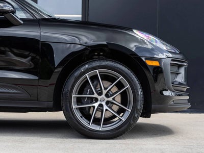 2026 Porsche Macan Macan