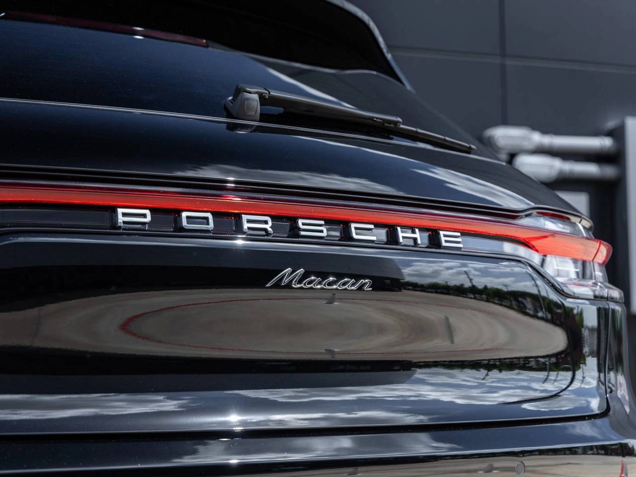2026 Porsche Macan Macan