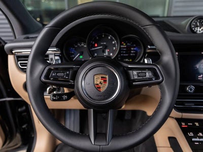 2026 Porsche Macan Macan