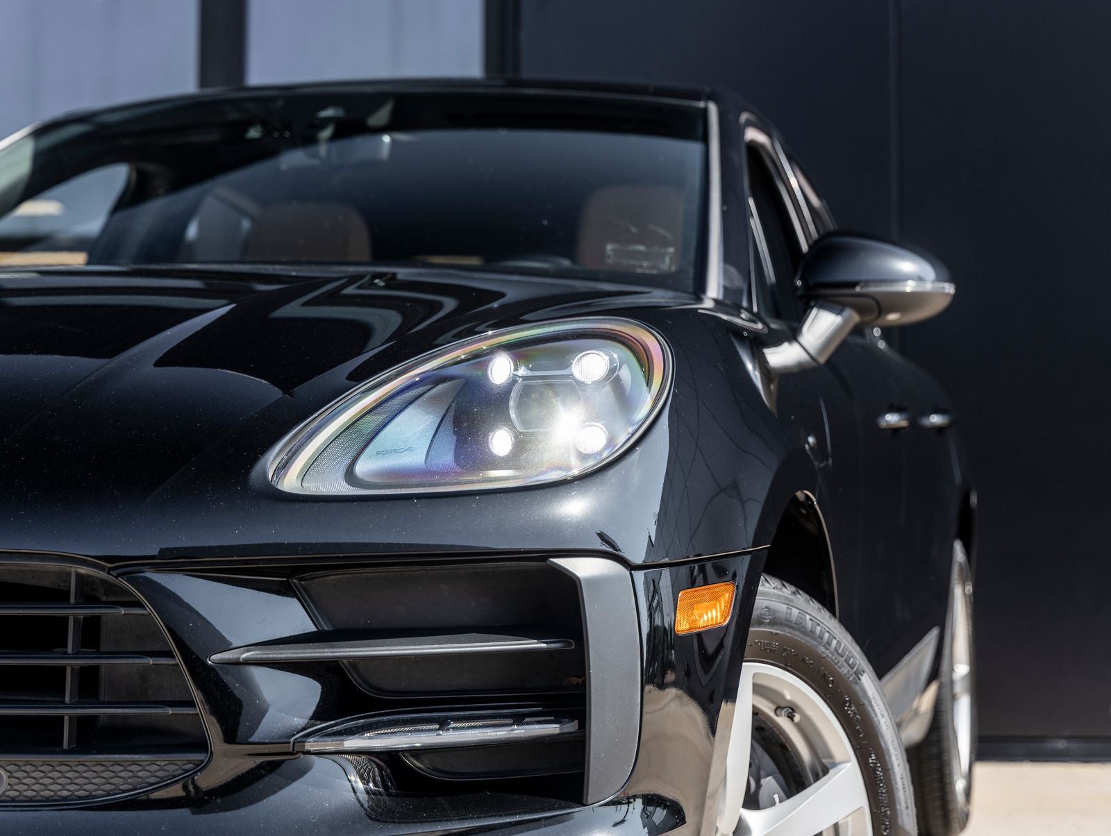 2020 Porsche Macan AWD