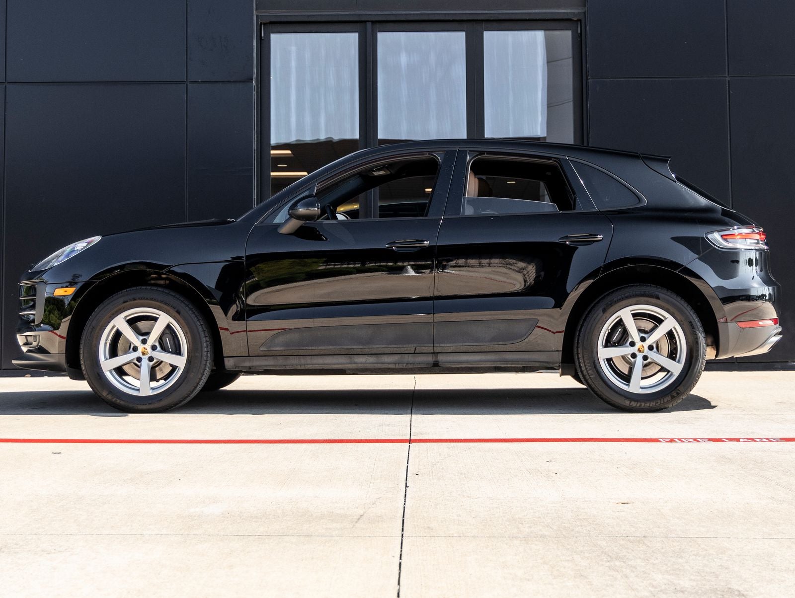 2020 Porsche Macan AWD