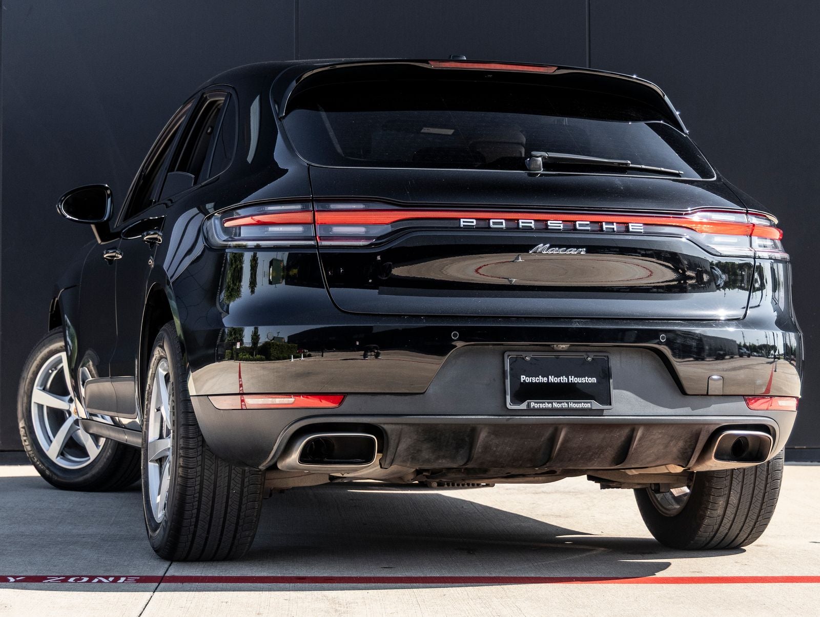 2020 Porsche Macan AWD