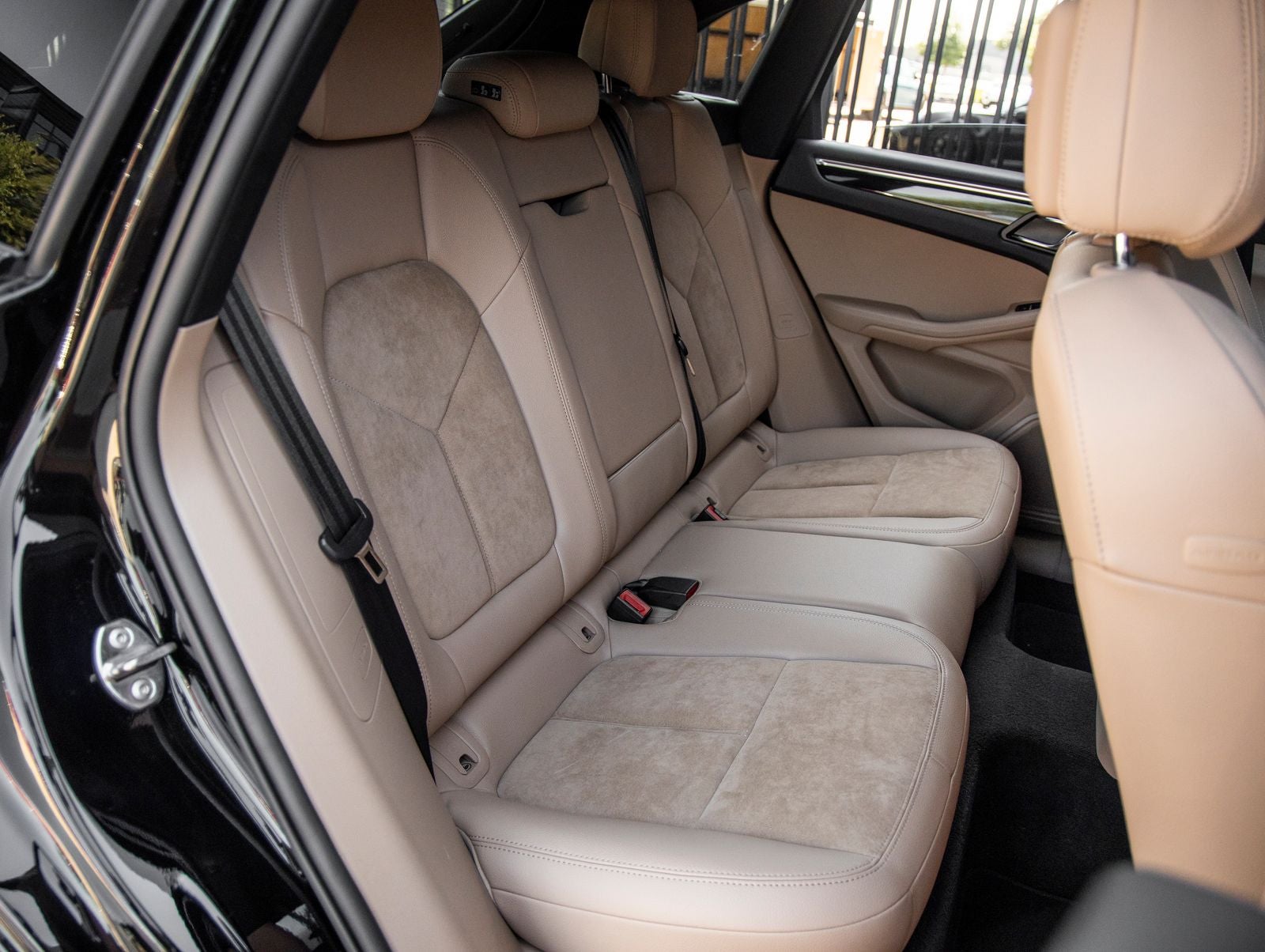 2020 Porsche Macan AWD