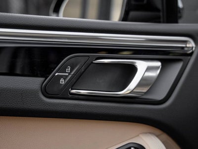 2020 Porsche Macan Macan