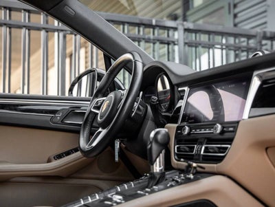2020 Porsche Macan Macan