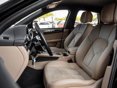 2020 Porsche Macan Macan