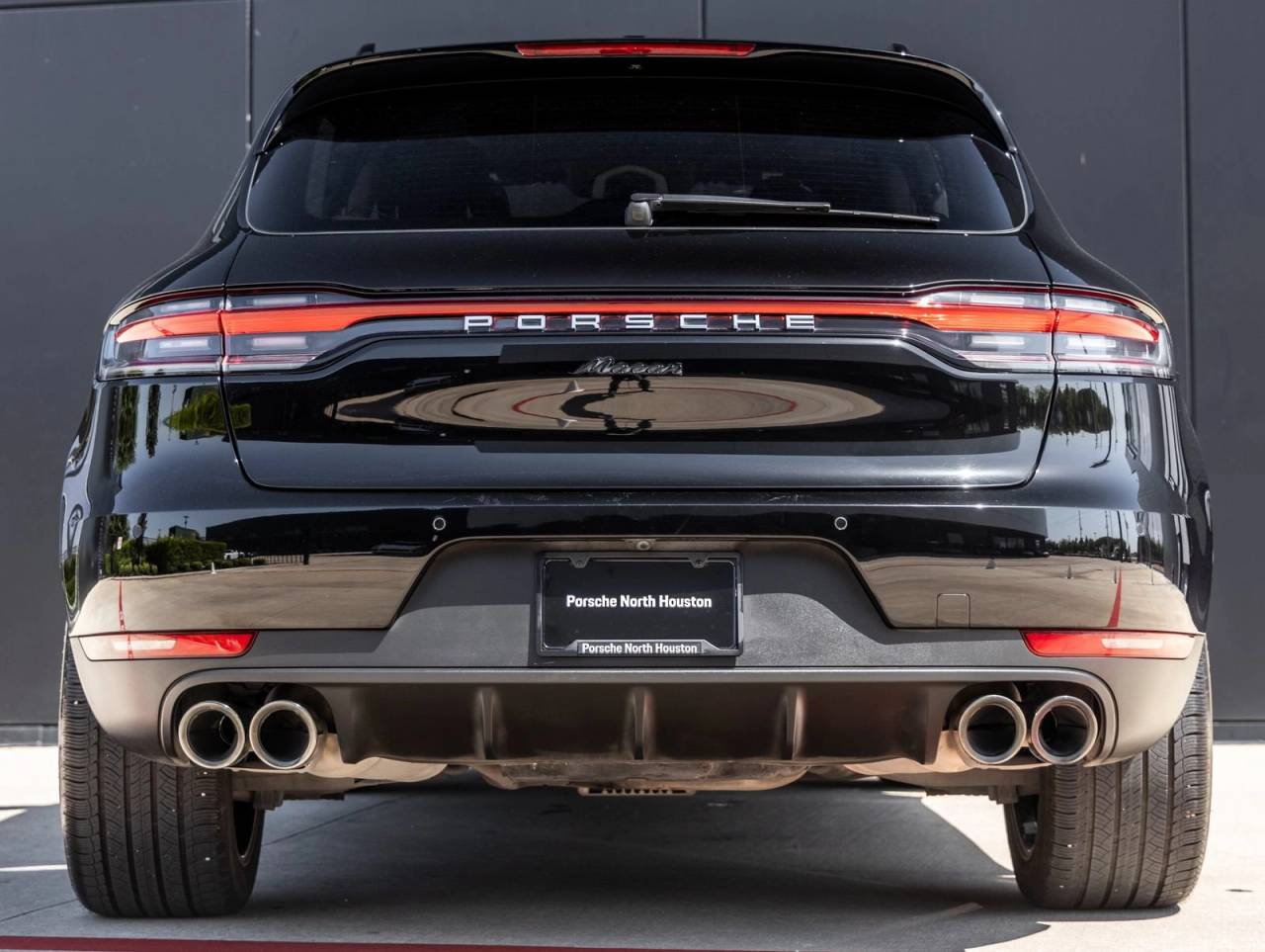 2021 Porsche Macan Macan