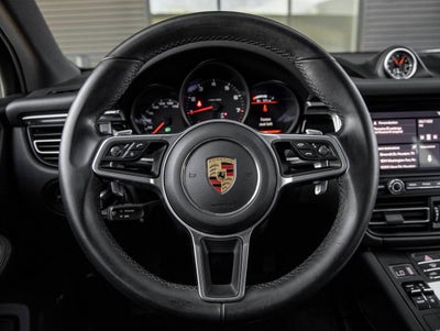2021 Porsche Macan Macan