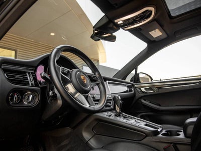 2021 Porsche Macan Macan
