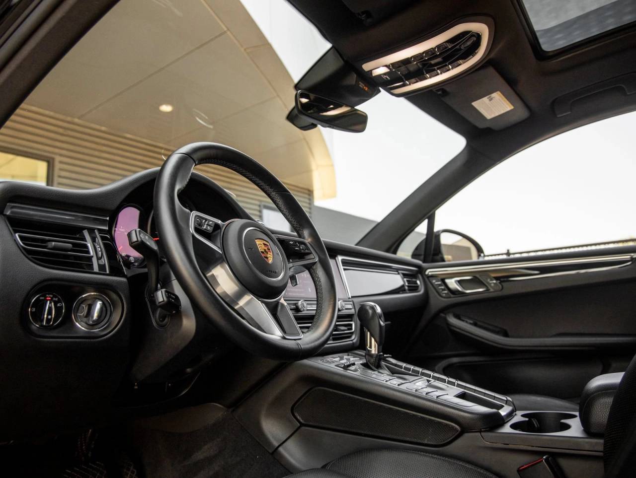 2021 Porsche Macan Macan