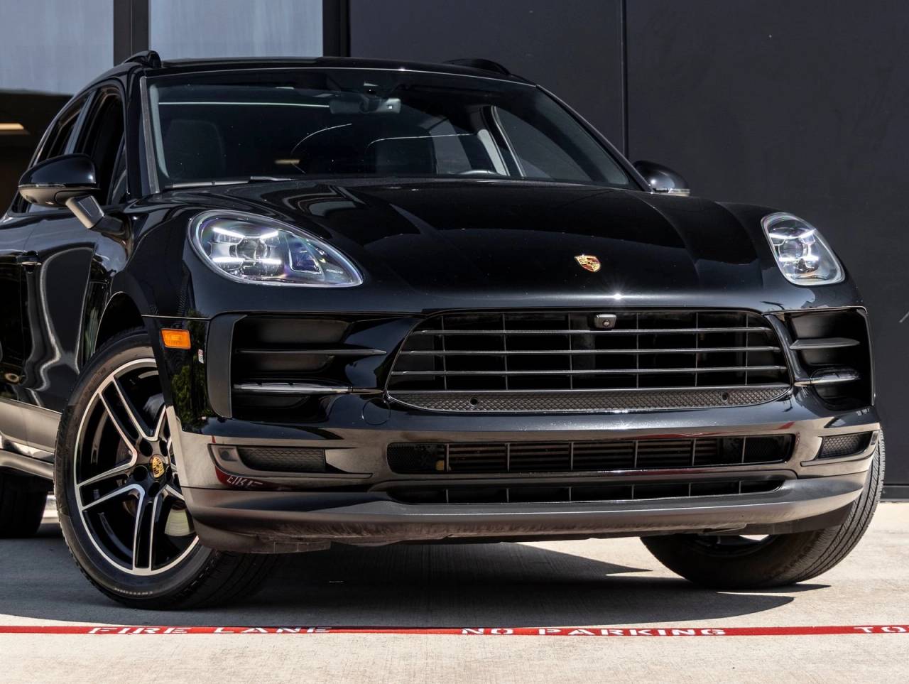 2021 Porsche Macan Macan