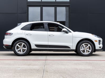 2021 Porsche Macan Macan