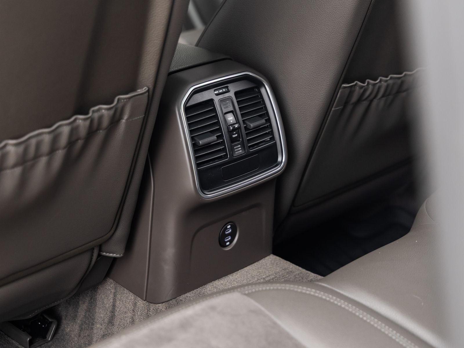 2021 Porsche Macan Macan