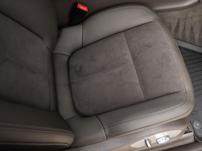 2021 Porsche Macan Macan