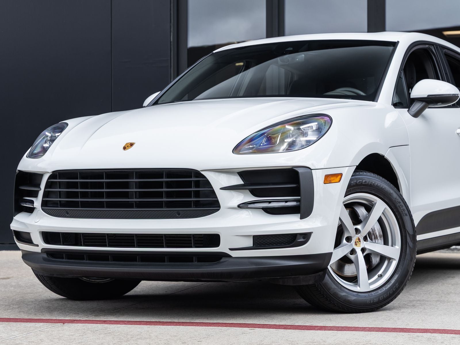 2021 Porsche Macan Macan