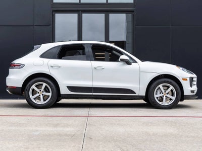 2021 Porsche Macan Macan