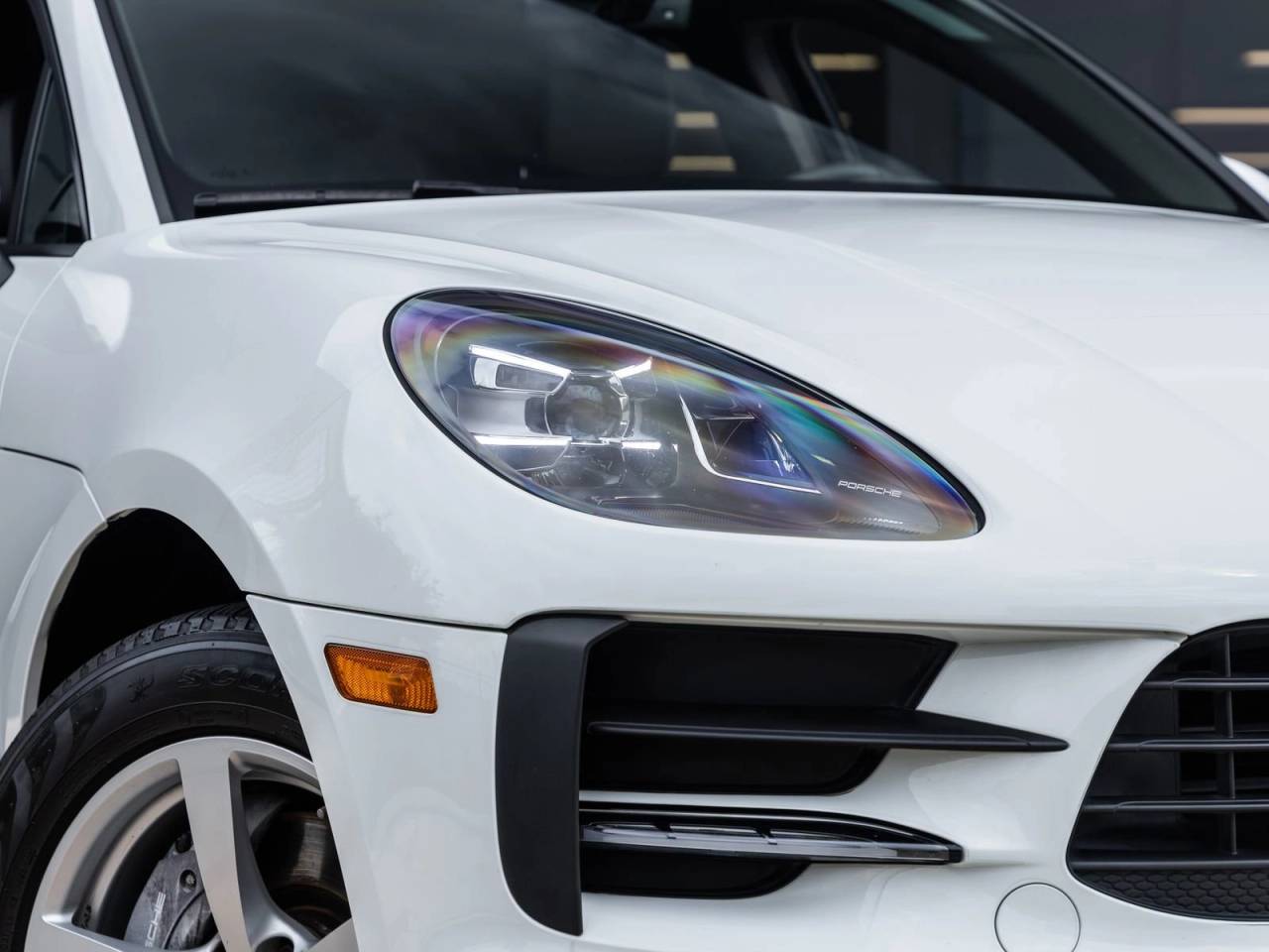 2021 Porsche Macan Macan