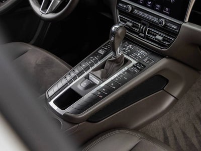 2021 Porsche Macan Macan