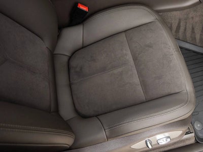 2021 Porsche Macan Macan