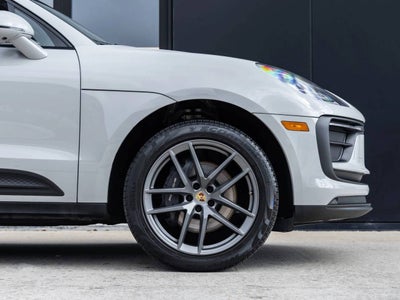 2023 Porsche Macan AWD